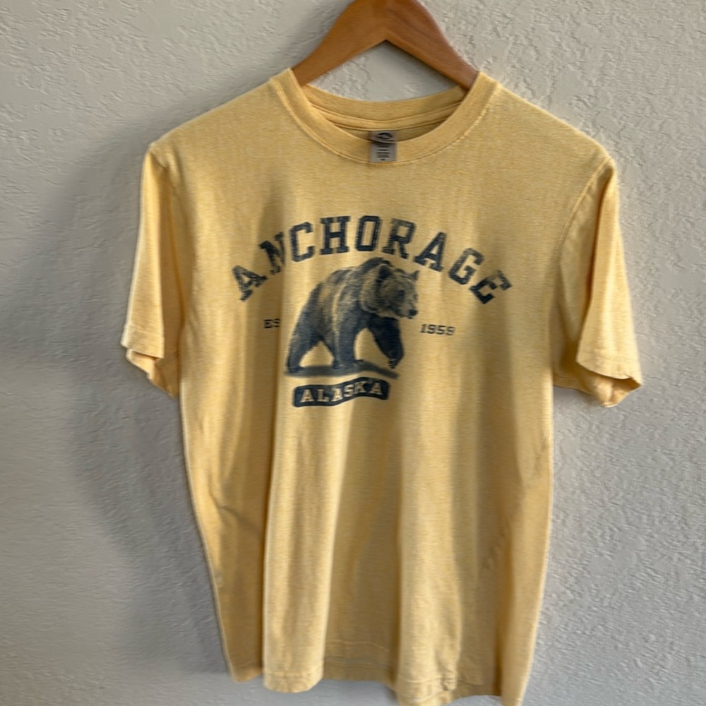 Anchorage Alaska Bear Yellow Tee T-shirt